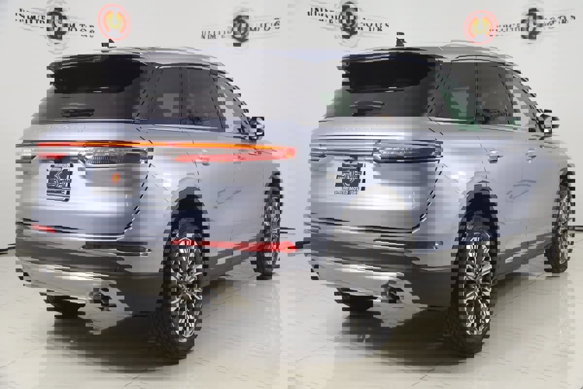 Used 2022 Lincoln Corsair Reserve w/ Elements Package image 3