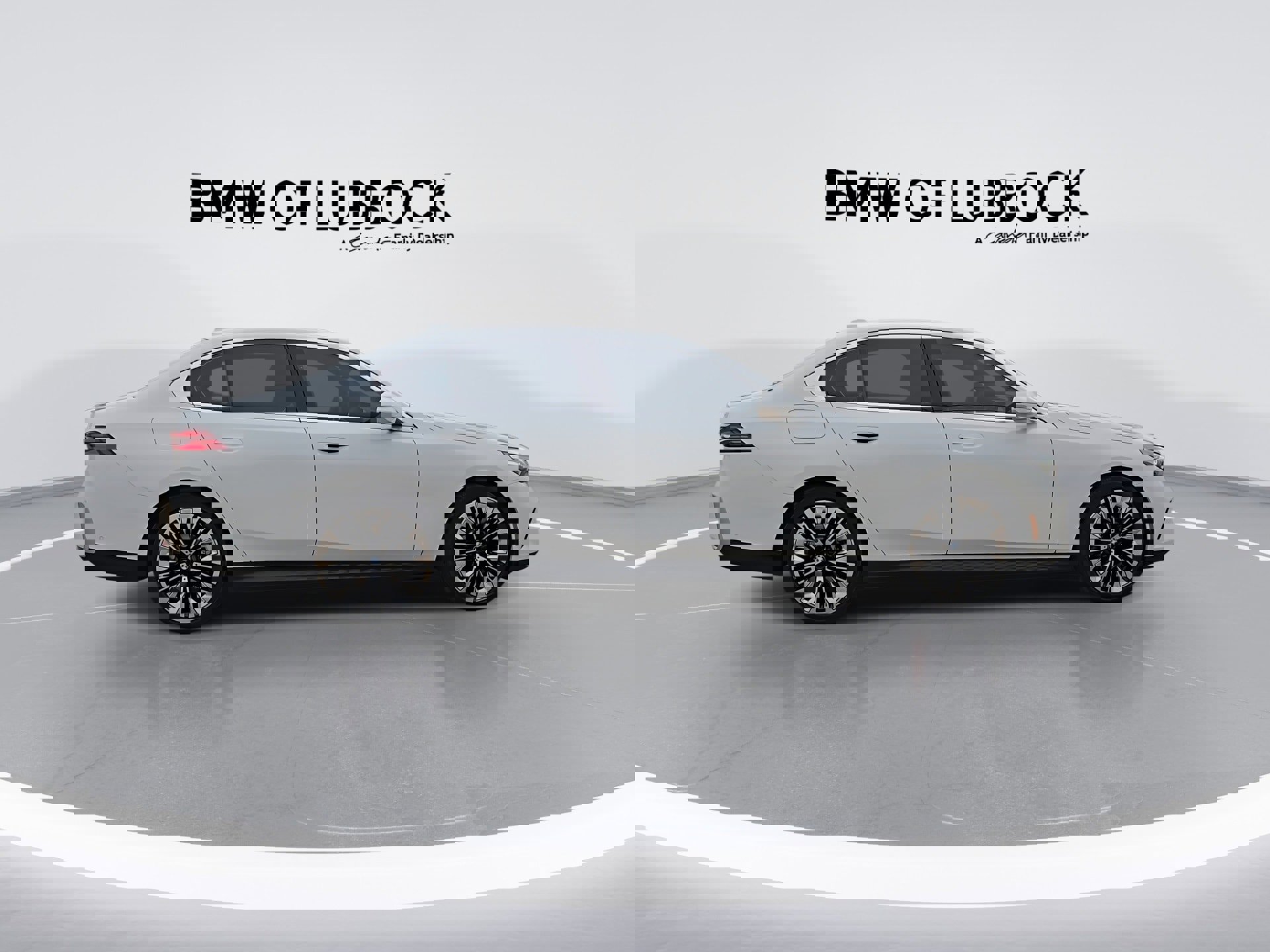 Certified 2025 BMW 530i xDrive image 9