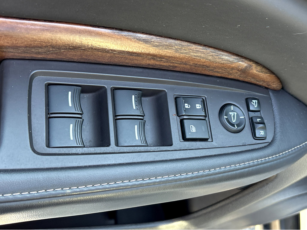 Used 2018 Acura MDX SH-AWD w/ Advance Package image 28