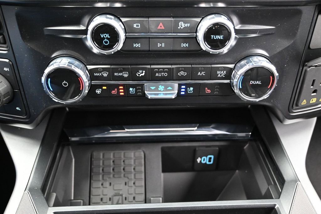 New 2026 Ford F350 Lariat w/ Tremor Off-Road Package AWD/4WD image 45