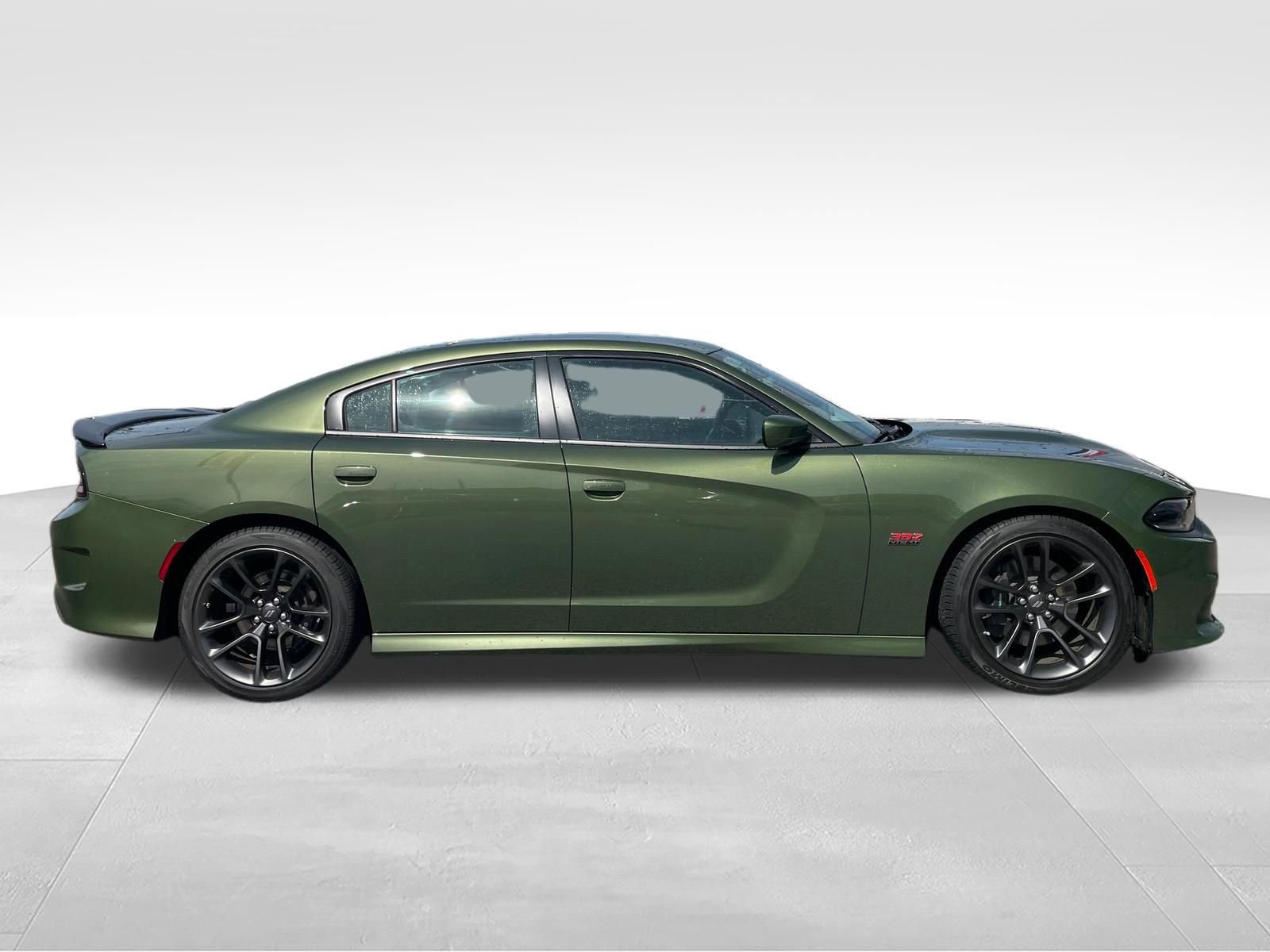 Used 2022 Dodge Charger Scat Pack RWD image 4