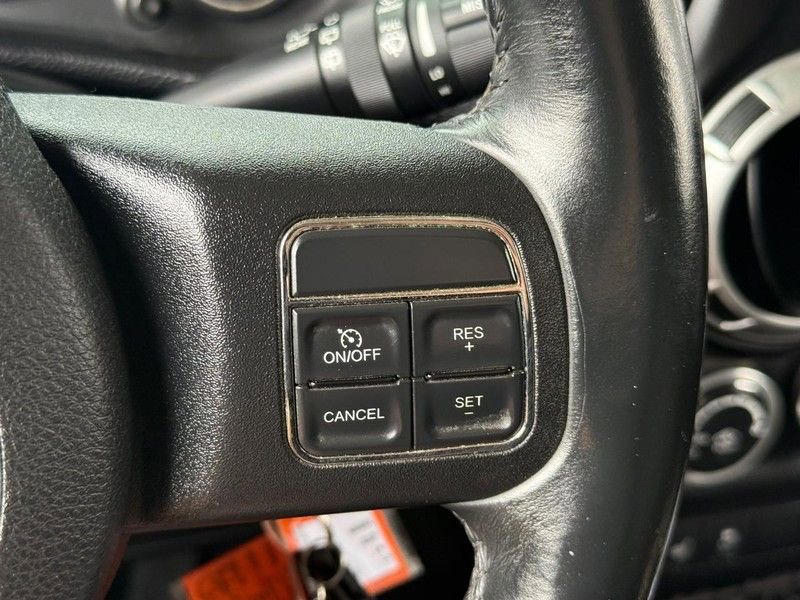 Used 2014 Jeep Wrangler Unlimited Rubicon w/ Connectivity Group AWD/4WD image 21