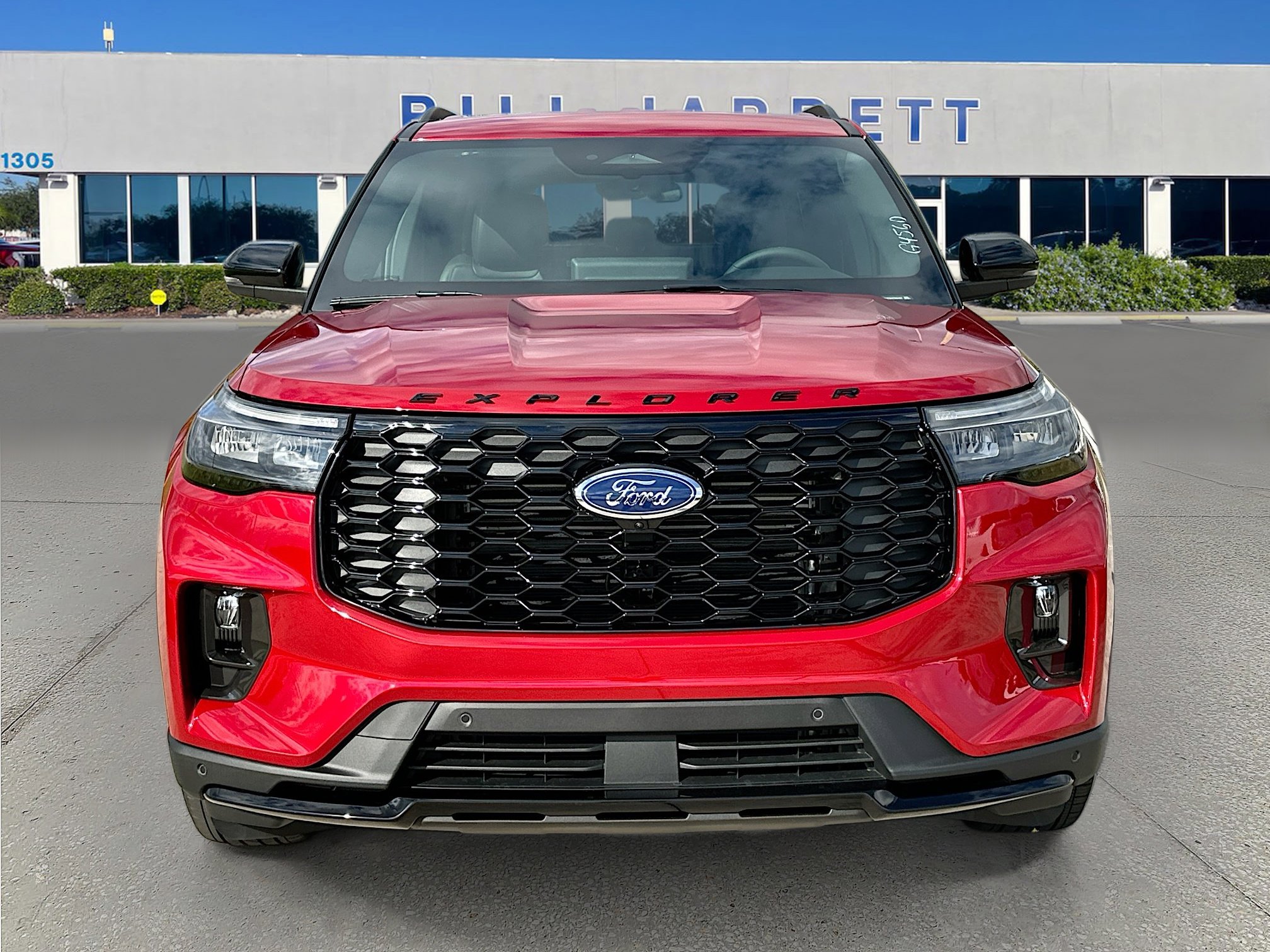 New 2026 Ford Explorer ST-Line image 2