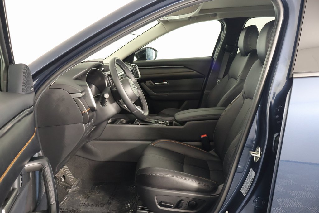 Used 2026 MAZDA CX-50 AWD 2.5 Hybrid w/ Premium Pkg image 11