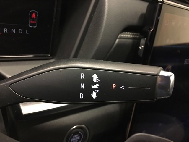 Used 2025 GMC Terrain Elevation image 30