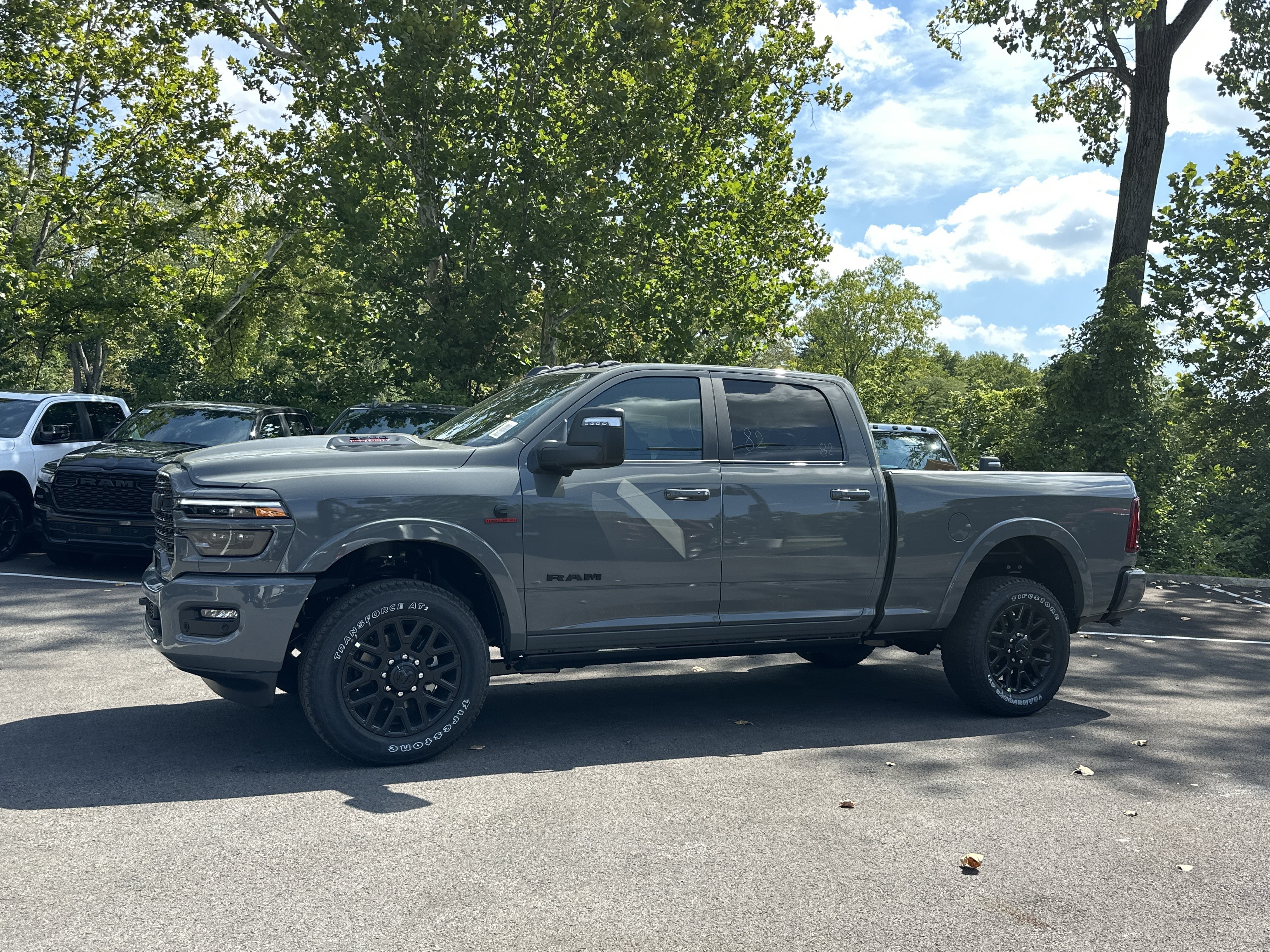 New 2027 RAM 2500 Limited AWD/4WD image 25