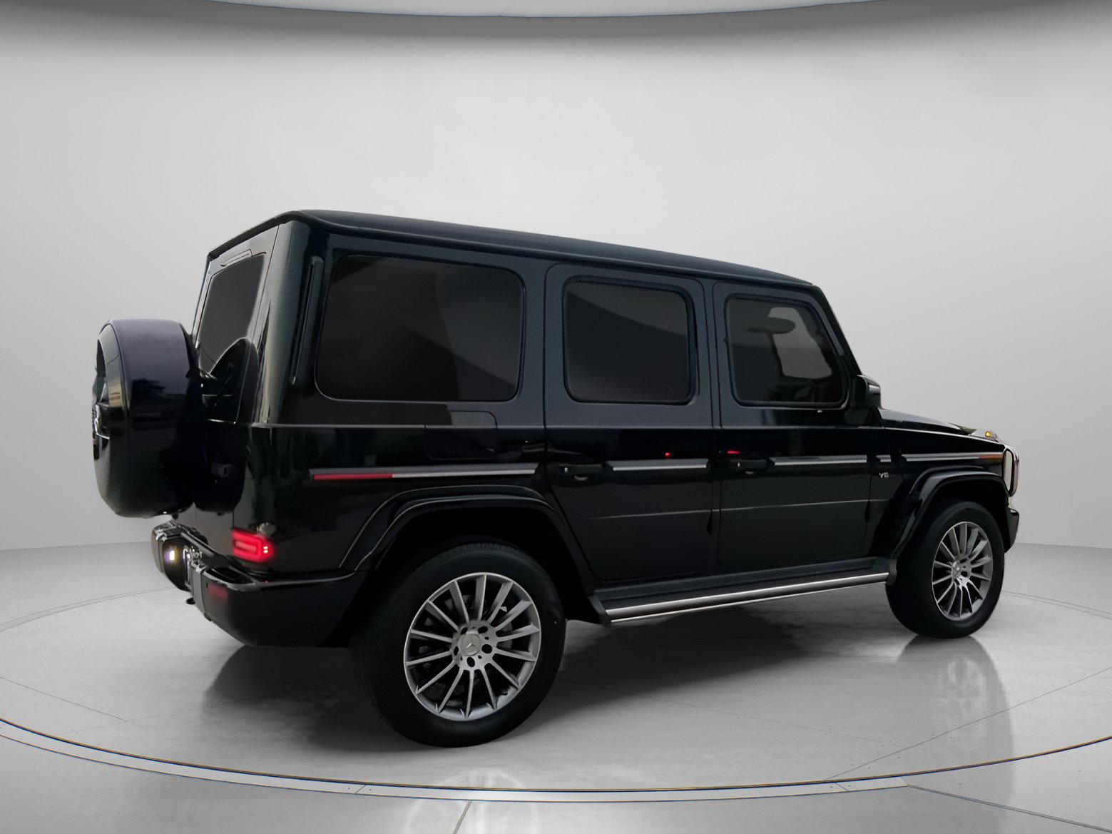 Used 2023 Mercedes-Benz G 550 image 29