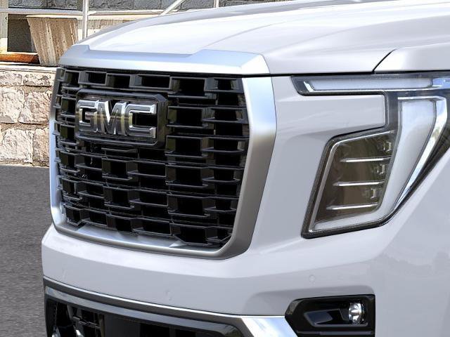 New 2026 GMC Yukon Denali w/ Sun & Power Step Package AWD/4WD image 38