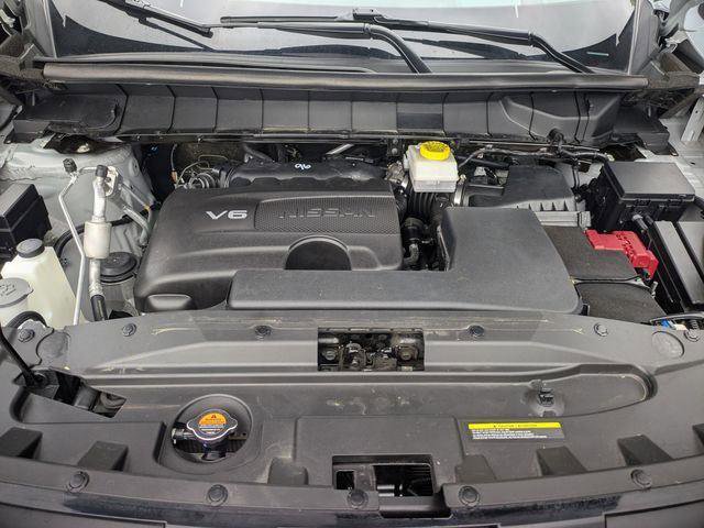 Used 2024 Nissan Pathfinder Platinum image 29