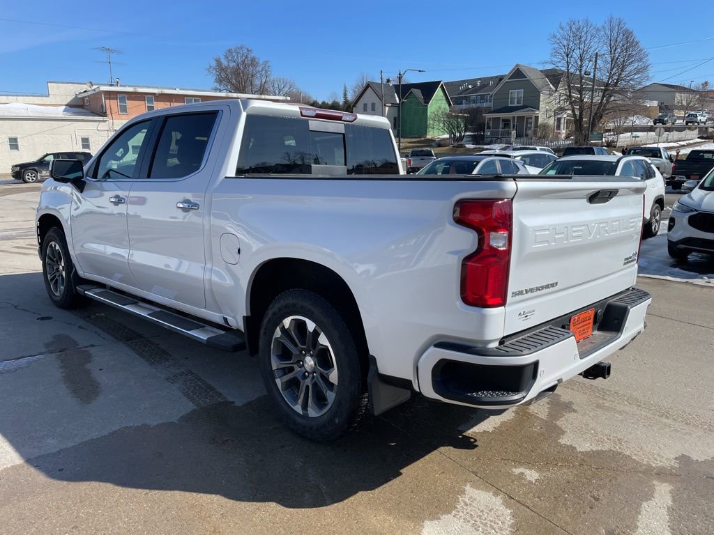 Used 2019 Chevrolet Silverado 1500 High Country w/ High Country Premium Package AWD/4WD image 18
