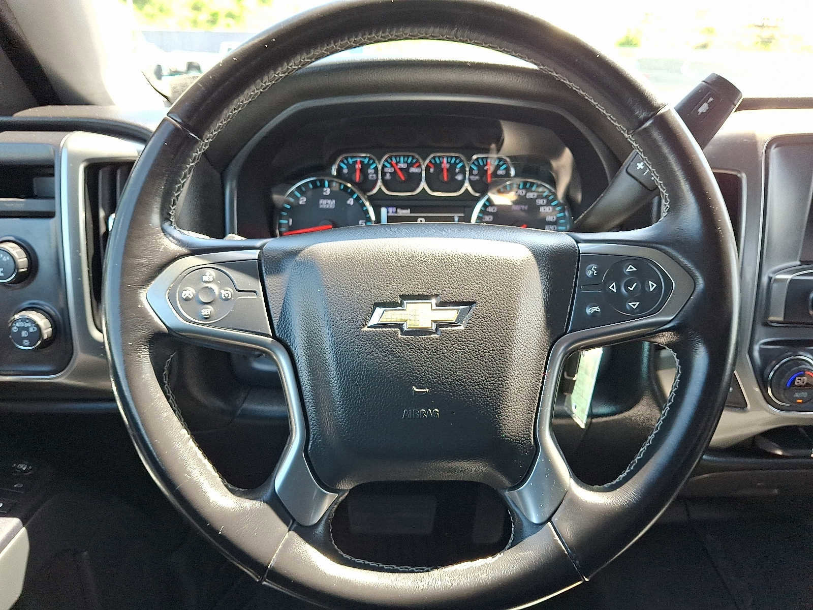 Used 2018 Chevrolet Silverado 1500 LT w/ All Star Edition AWD/4WD image 17