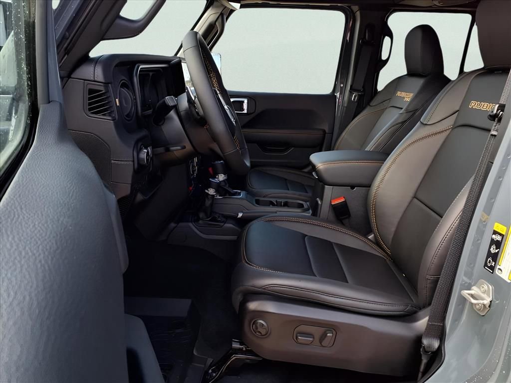 New 2025 Jeep Wrangler Unlimited Rubicon 392 image 9