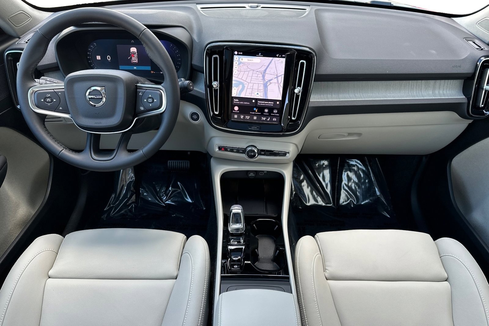 New 2026 Volvo XC40 B5 Plus w/ Protection Package Premier image 3