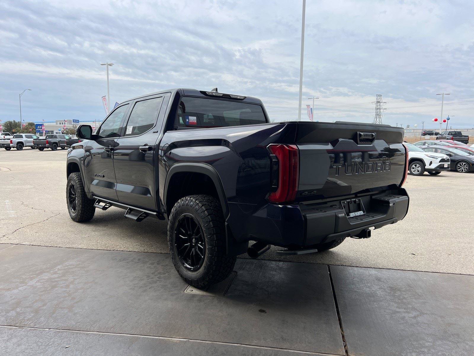 New 2025 Toyota Tundra SR5 image 4