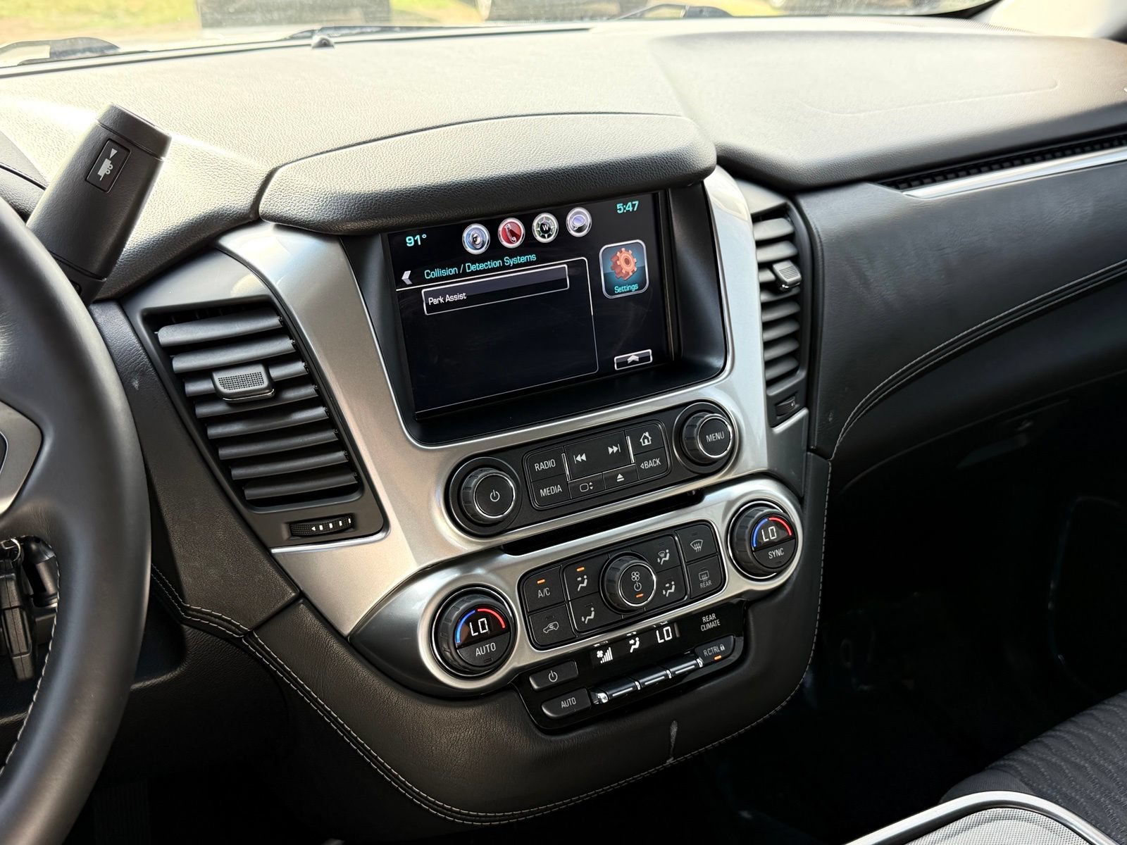 Used 2016 Chevrolet Tahoe LS AWD/4WD image 42