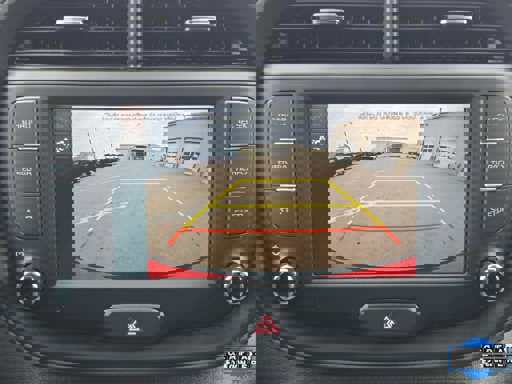 Used 2025 Kia Soul LX w/ LX Technology Package image 21