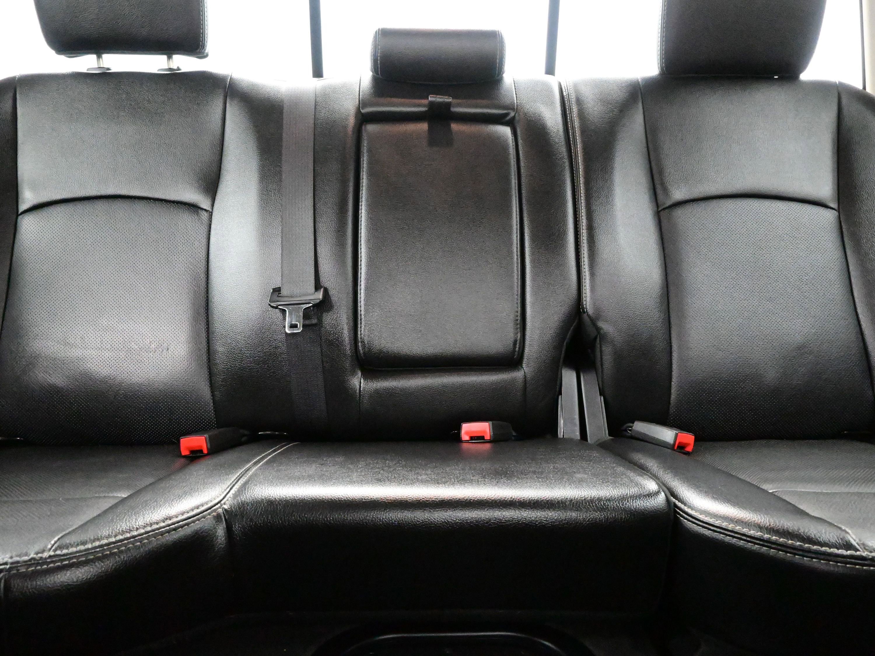 Used 2015 RAM 1500 Laramie image 15