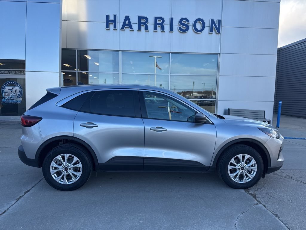 Used 2023 Ford Escape Active AWD/4WD image 4