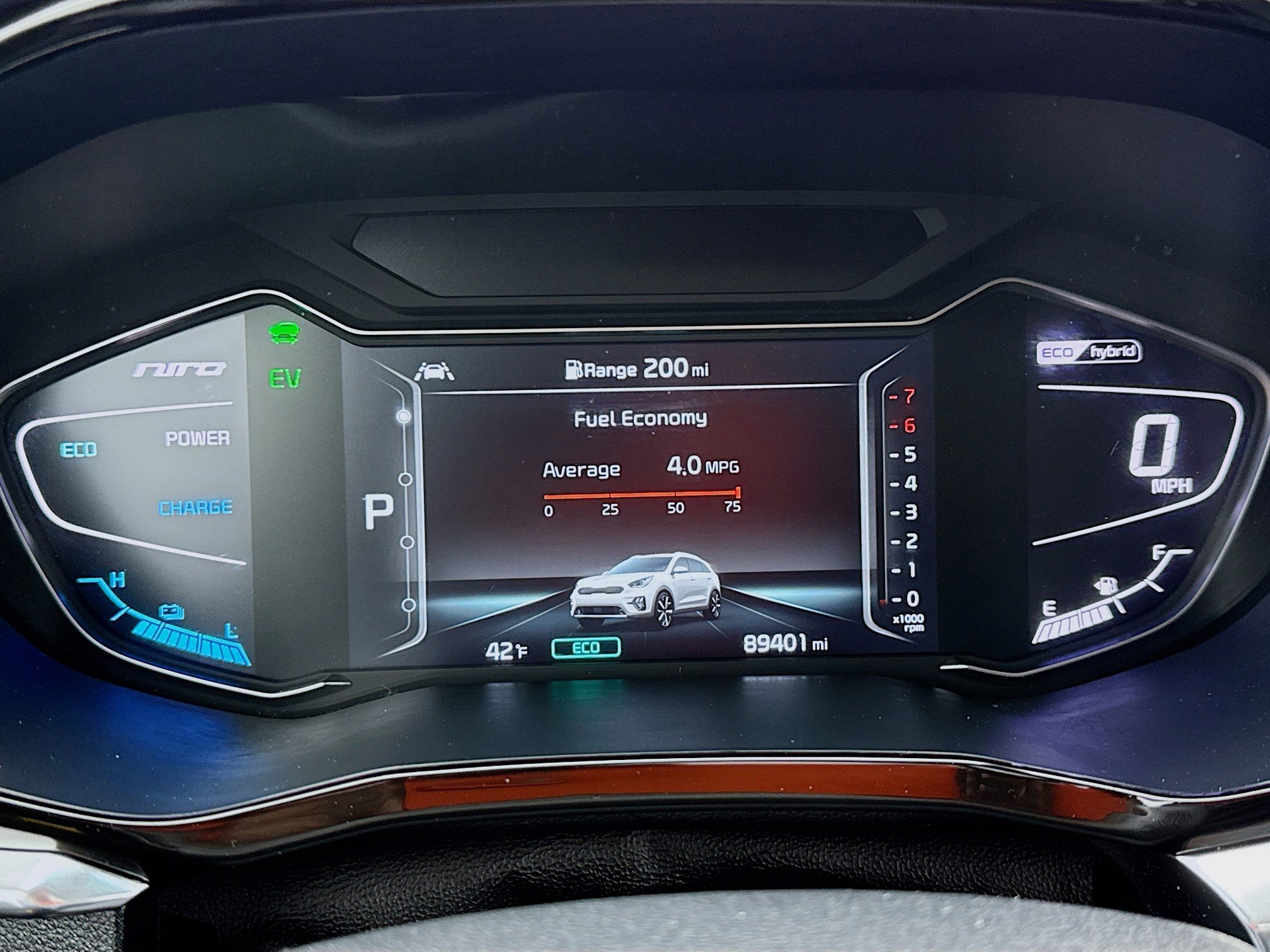 Used 2020 Kia Niro Touring image 17