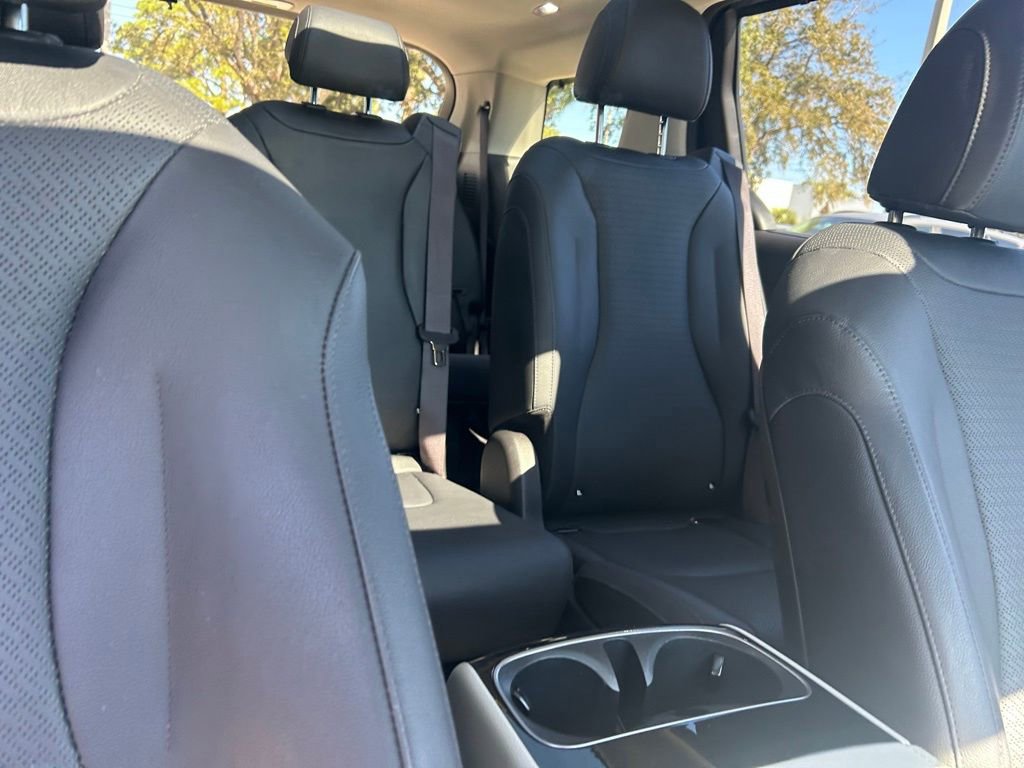 Used 2023 Kia Carnival SX Prestige image 34