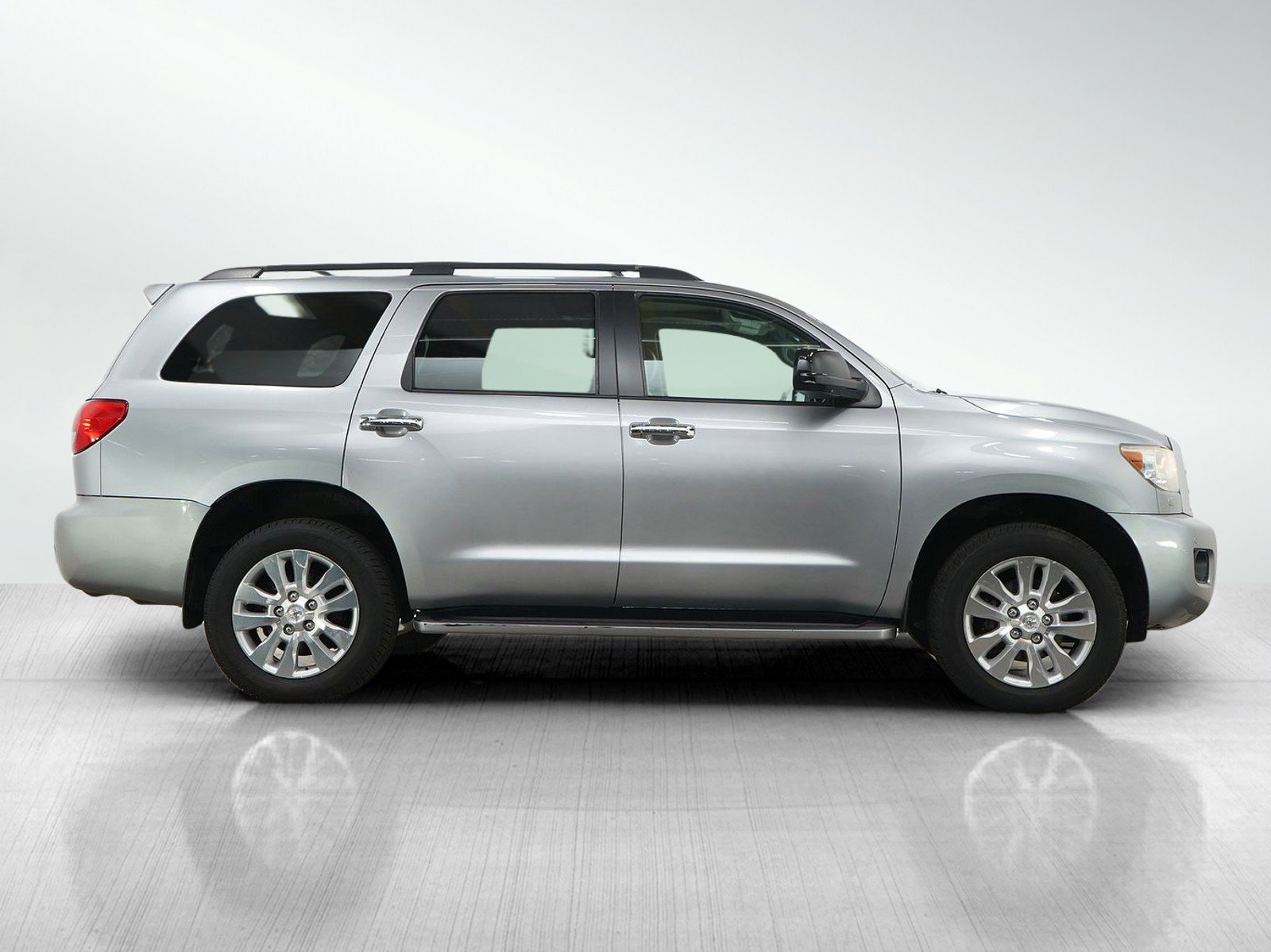 Used 2012 Toyota Sequoia Platinum AWD/4WD image 6