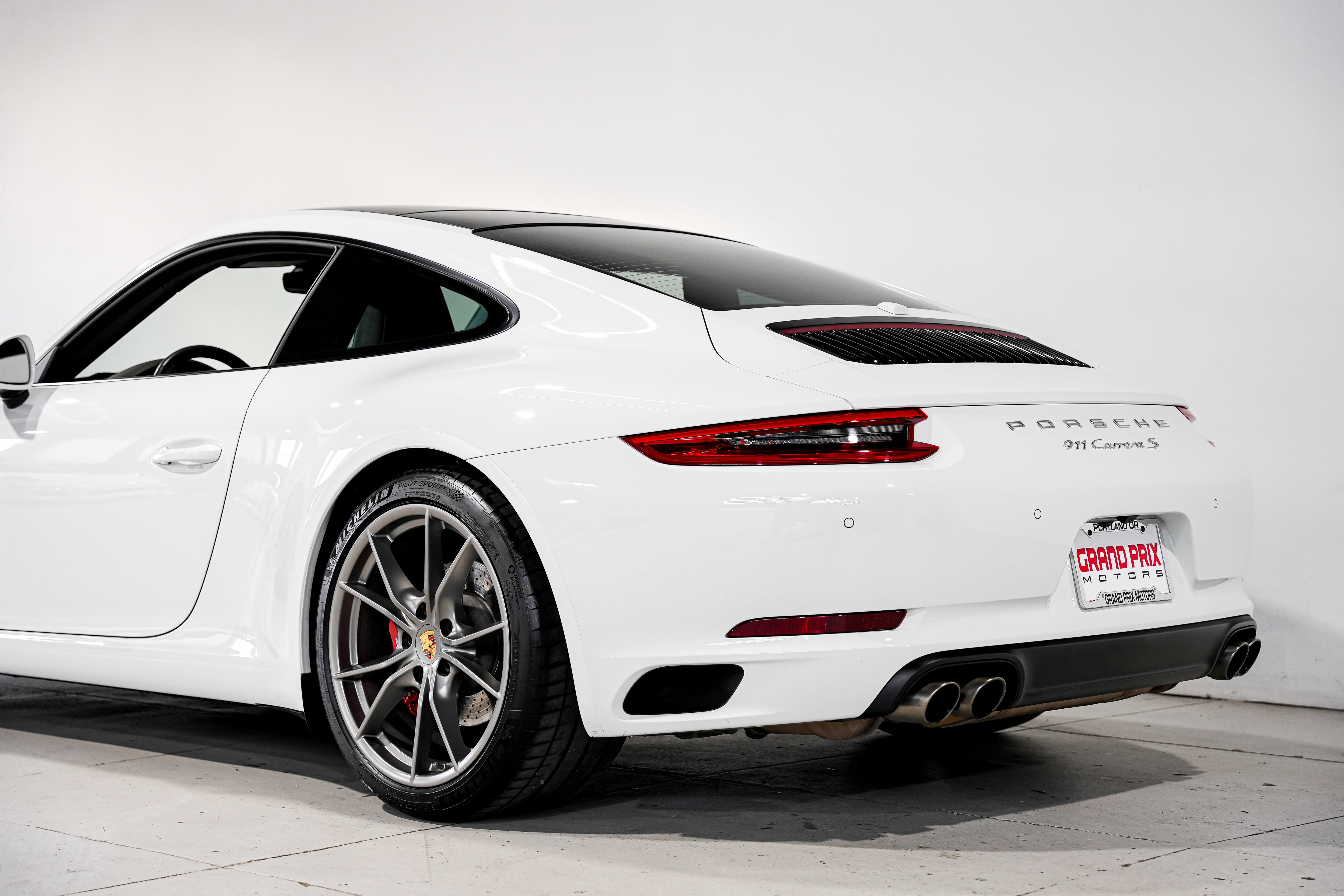 Used 2019 Porsche 911 Carrera S image 36