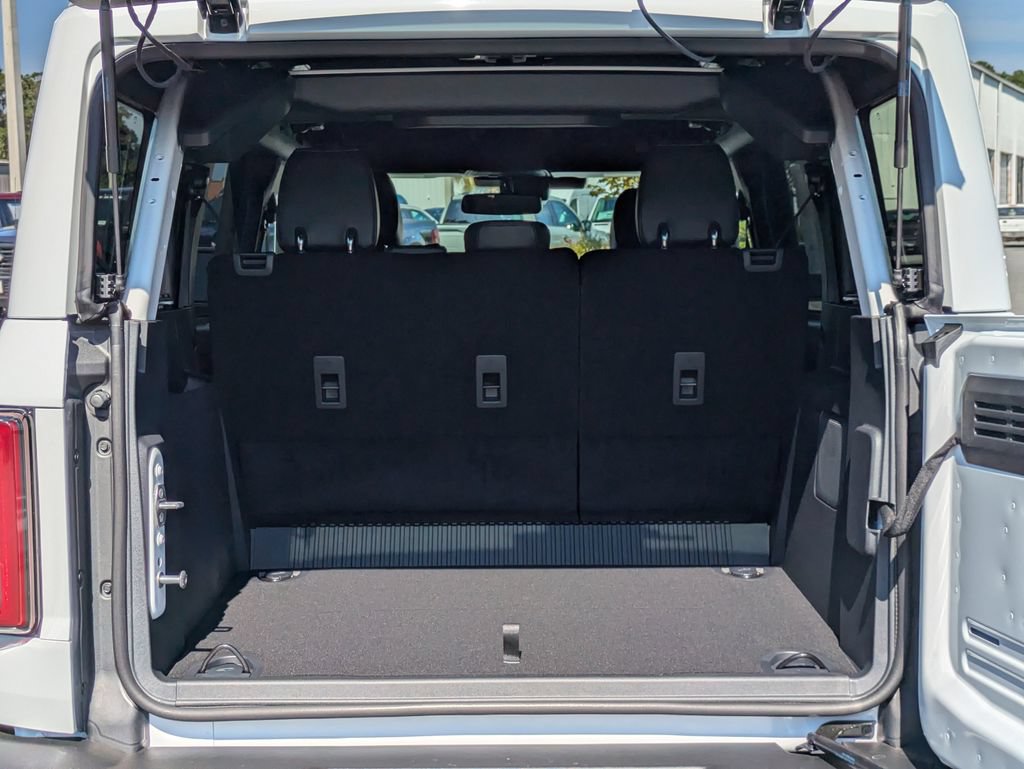 New 2026 Ford Bronco Outer Banks w/ Sasquatch Package AWD/4WD image 13