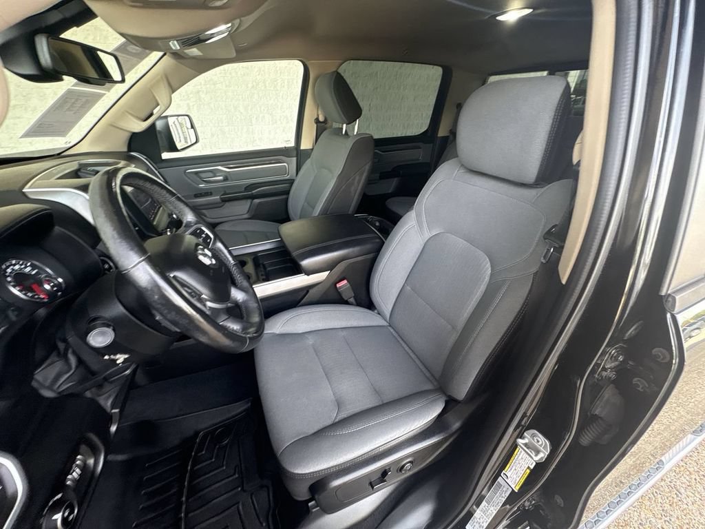 Used 2019 RAM 1500 Big Horn AWD/4WD image 18
