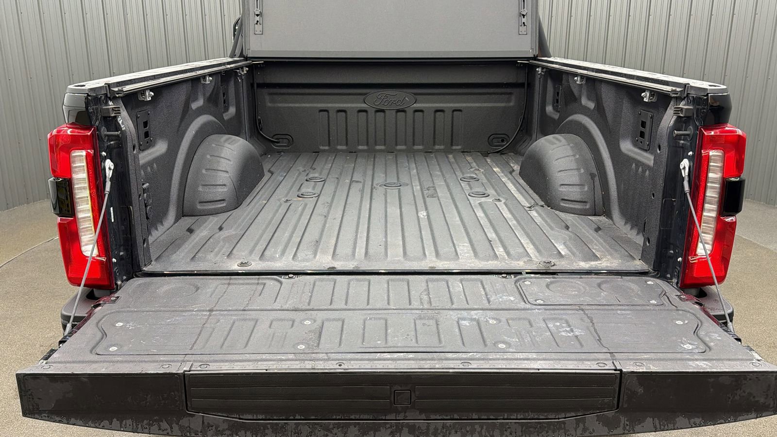 Used 2024 Ford F250 Lariat w/ Lariat Ultimate Package image 18