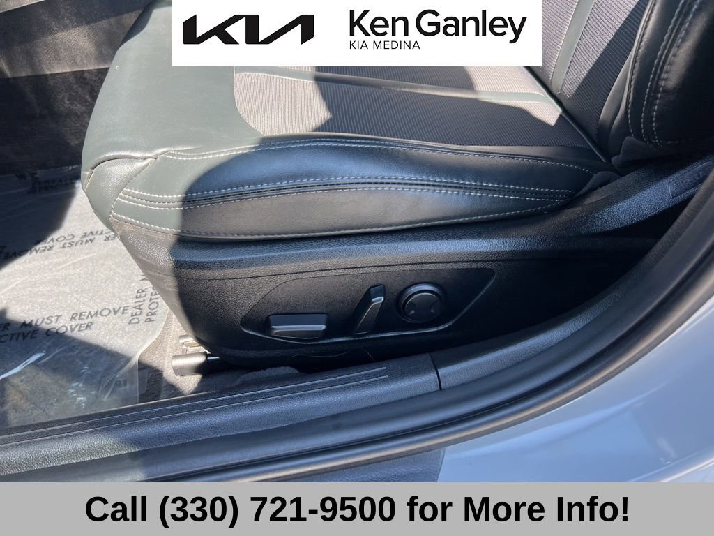 Certified 2024 Kia K5 GT-Line image 29