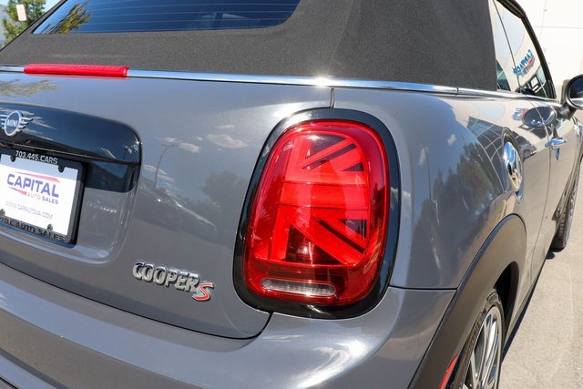Used 2019 MINI Cooper S image 25
