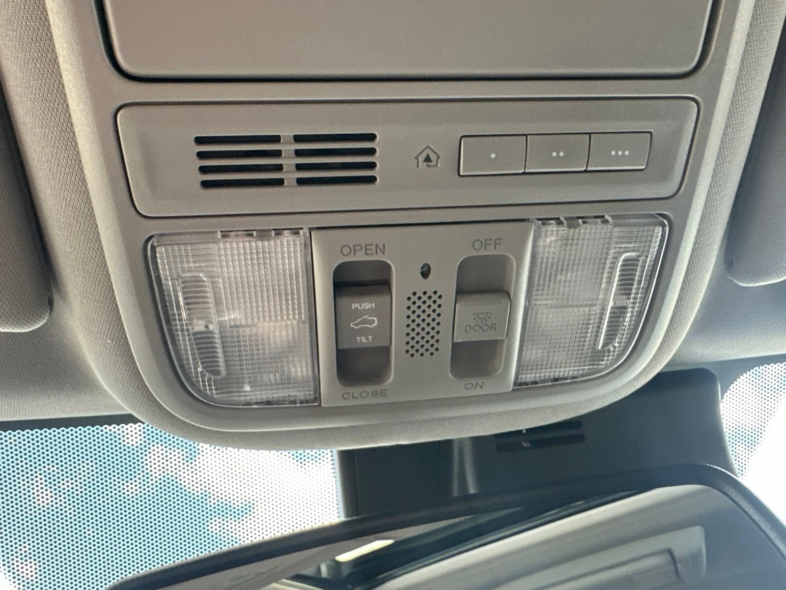 Used 2016 Honda Pilot Touring image 78