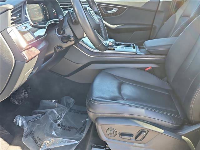 Used 2022 Audi Q8 Premium Plus image 16