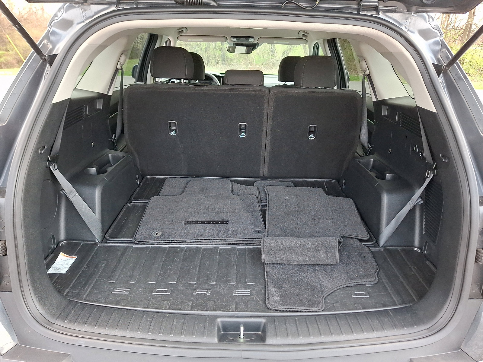 Used 2023 Kia Sorento LX image 29