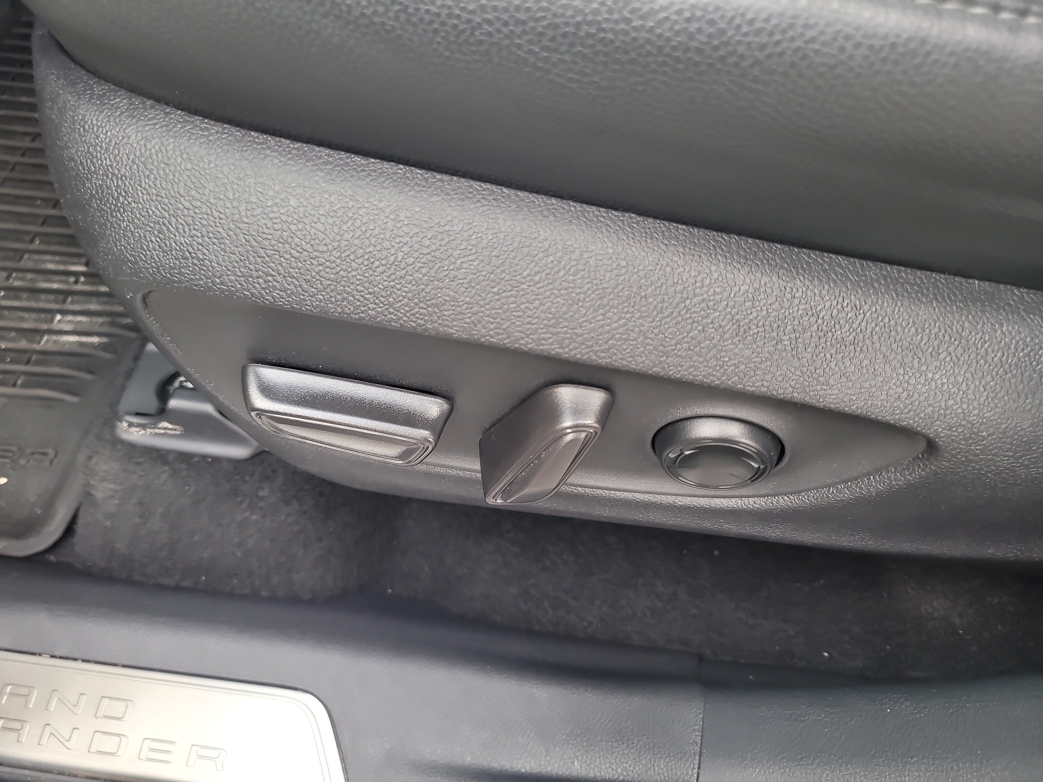 Certified 2024 Toyota Grand Highlander AWD image 23