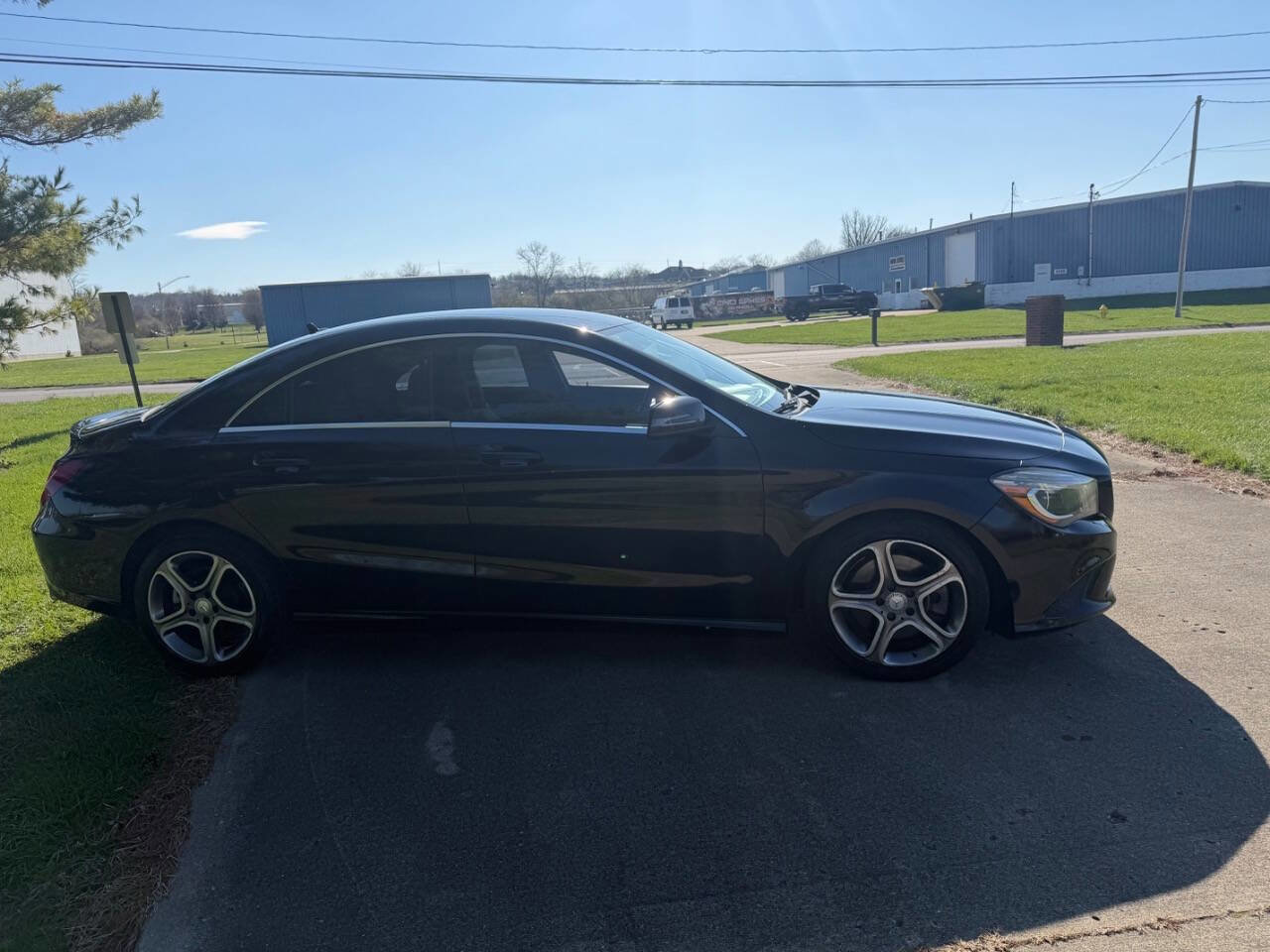 Used 2014 Mercedes-Benz CLA 250 4MATIC image 4