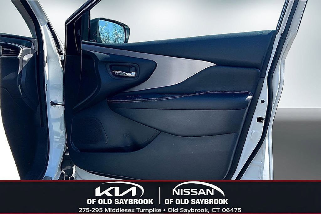 Used 2023 Nissan Murano SV w/ SV Midnight Edition Package AWD/4WD image 27