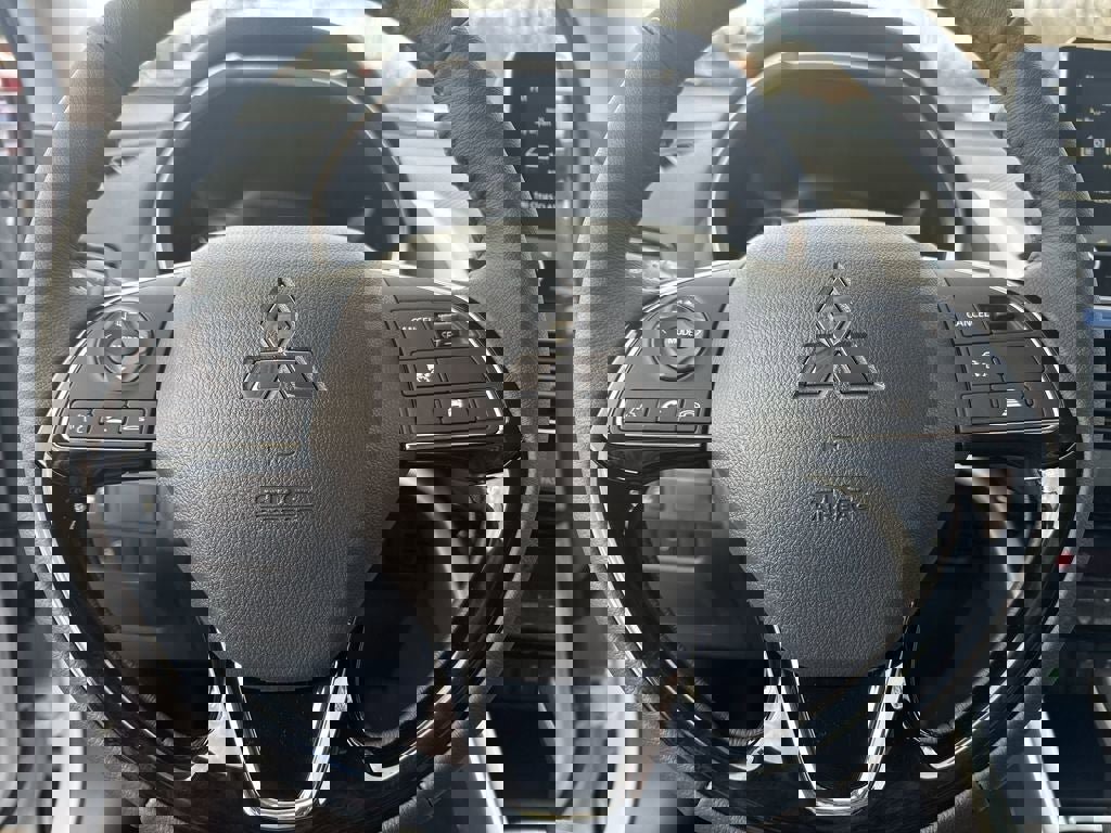 New 2026 Mitsubishi Eclipse Cross SE image 18