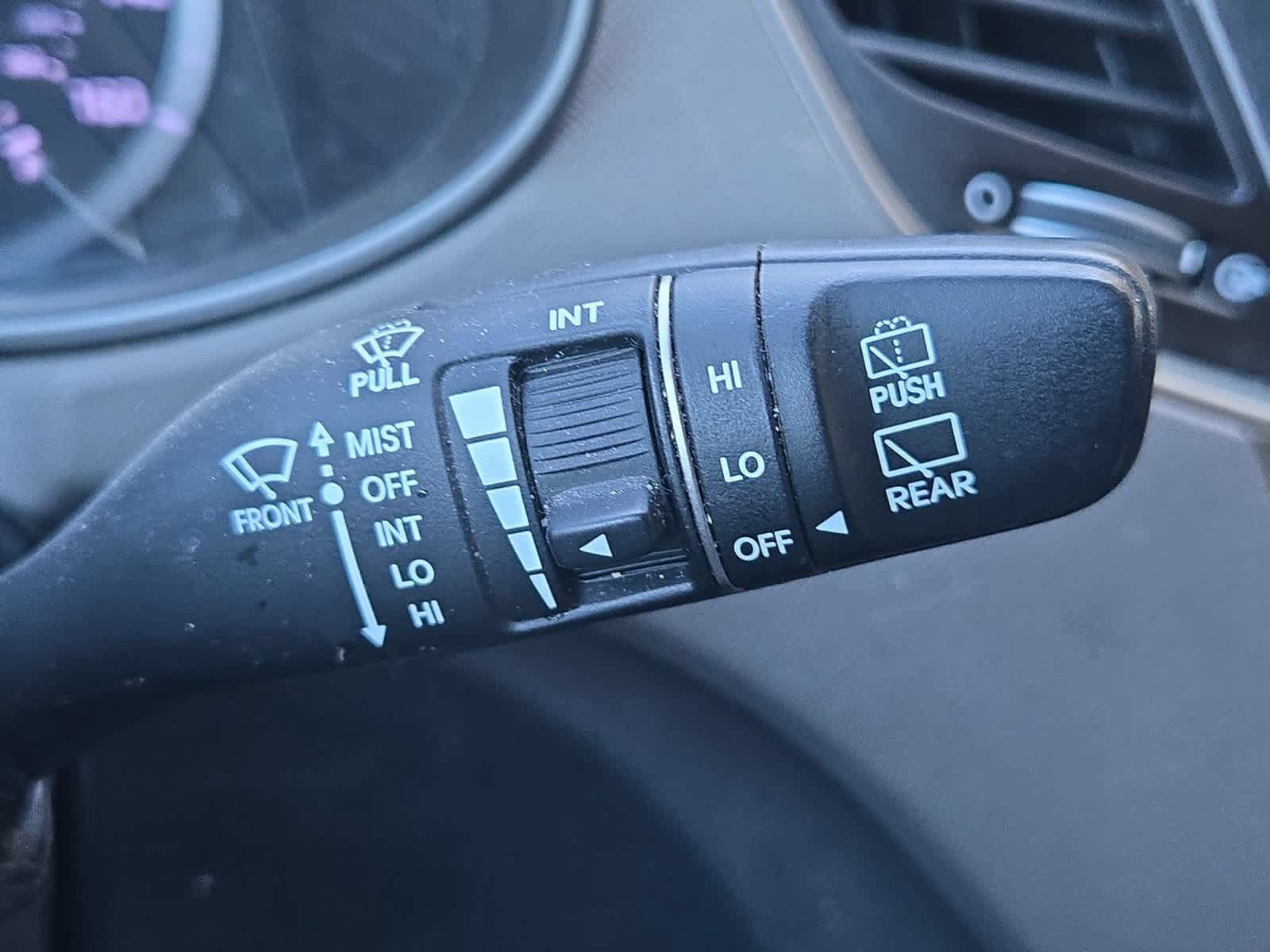 Used 2019 Hyundai Santa Fe XL SE FWD image 25