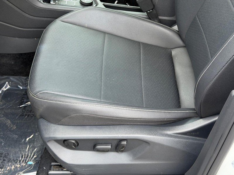 Used 2021 Volkswagen Tiguan SE w/ Panoramic Sunroof Package AWD/4WD image 23