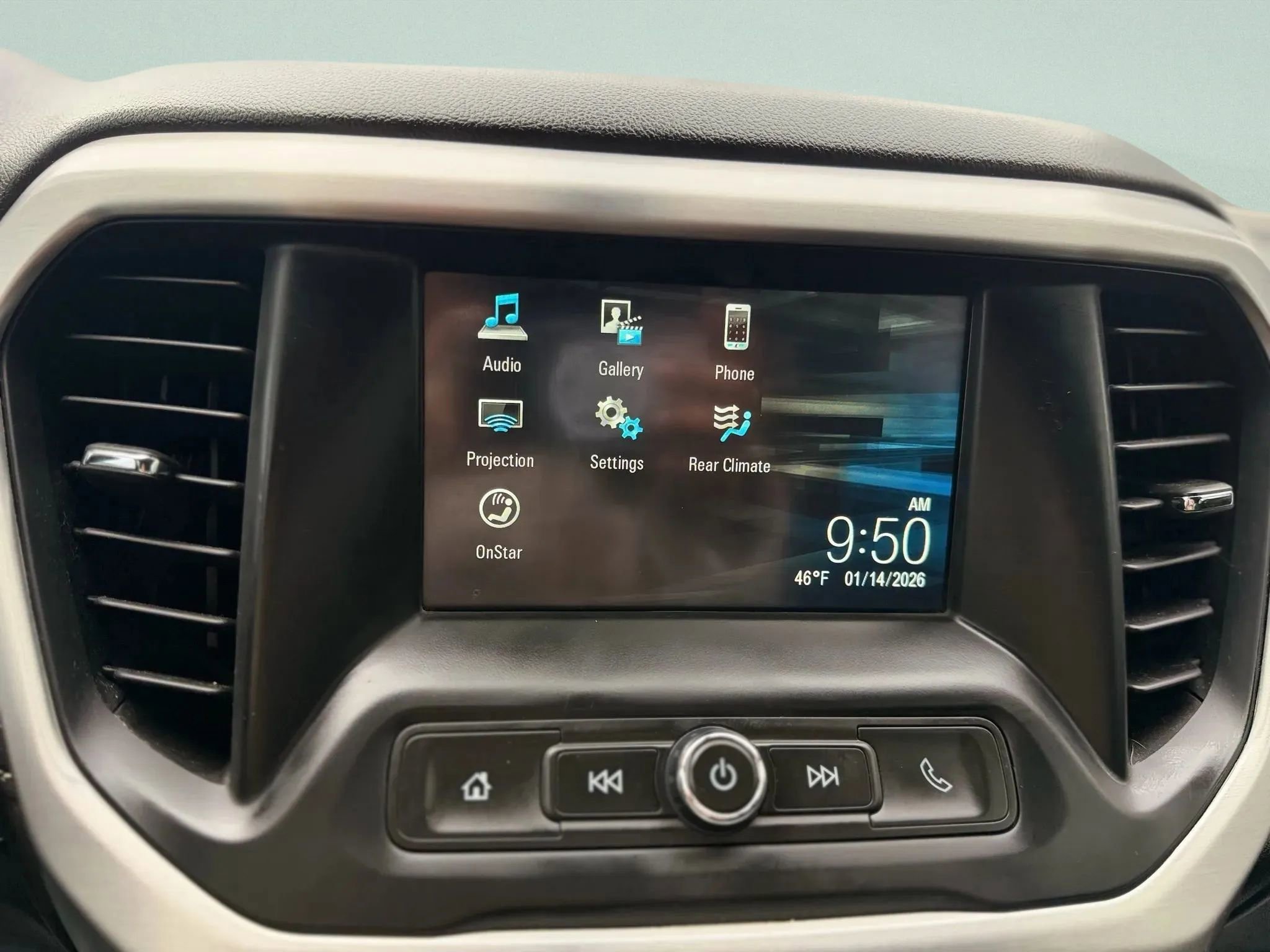 Used 2019 GMC Acadia SLE image 34