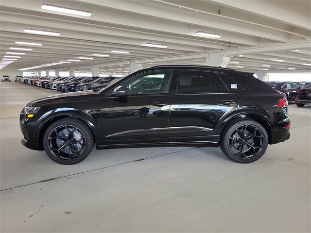 New 2026 Audi RS Q8 performance image 6