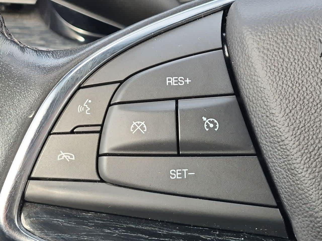 Used 2024 Cadillac XT5 Premium Luxury w/ Technology Package AWD/4WD image 25