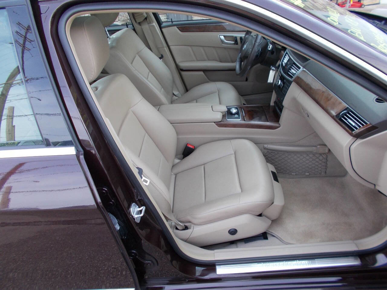 Used 2013 Mercedes-Benz E 350 4MATIC Wagon image 19