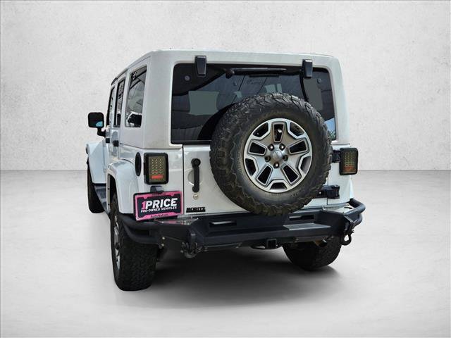 Used 2014 Jeep Wrangler Unlimited Sahara w/ Connectivity Group AWD/4WD image 7