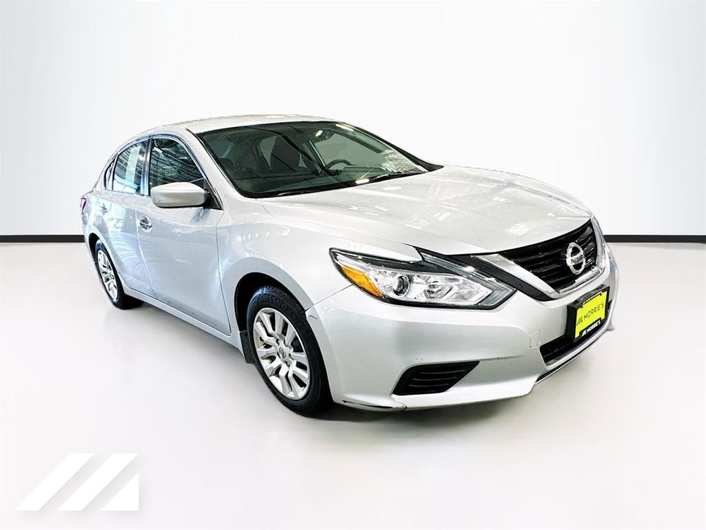 Used 2016 Nissan Altima 2.5 S w/ Power Driver Seat Package image 3