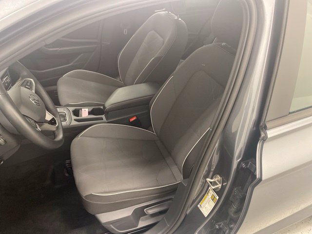 Used 2026 Volkswagen Jetta Sport FWD image 9