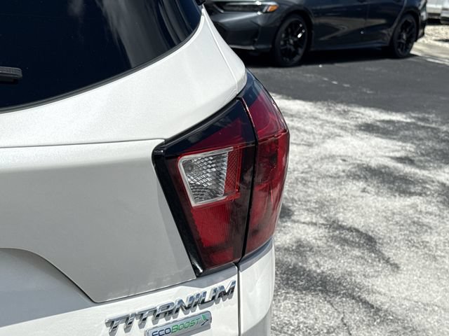 Used 2019 Ford Escape Titanium w/ U0J03 - Titanium Tow Package FWD image 16