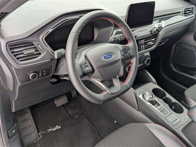 Used 2025 Ford Escape ST-Line image 11