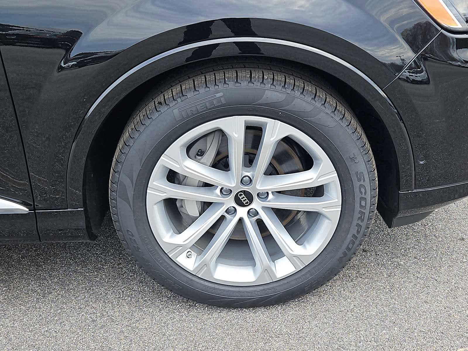 New 2026 Audi Q7 3.0T Premium Plus AWD/4WD image 3